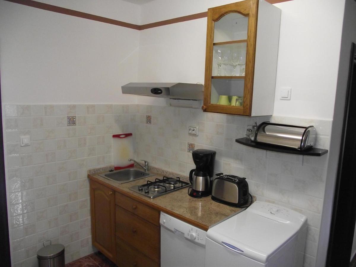 Apartments With A Parking Space Novi Vinodolski - 15823 Екстериор снимка